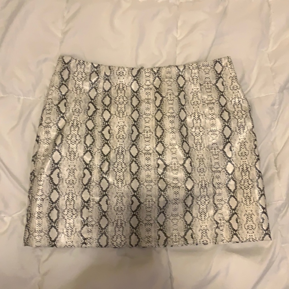 snakeskin print mini skirt